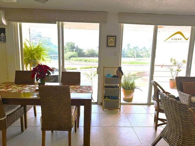 Departamento de 89 m2 ubicado junto a la playa, acceso privado a playa, amplio jardín comunal