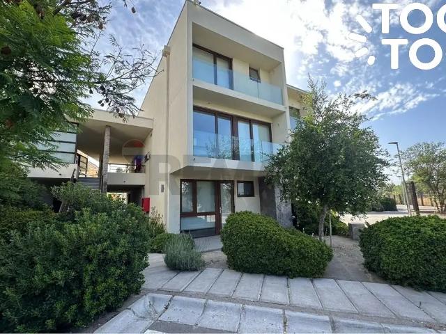 Departamento en arriendo en Algarrobal, Metropolitana