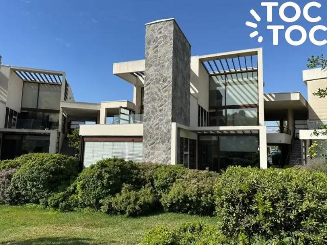 Departamento en arriendo en Algarrobal, Metropolitana