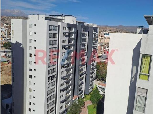 Departamento venta en Urbanización Santa Catalina, José Luis Bustamante y Rivero