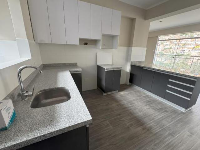 DEPARTAMENTO EN HUANUCO: MODERNO, CON FINOS ACABADOS Y VISTA ESPECTACULAR