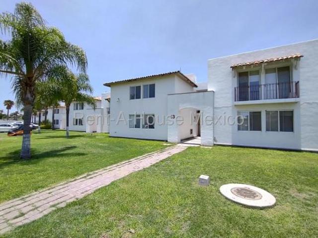 Dúplex en venta en Corregidora, Querétaro