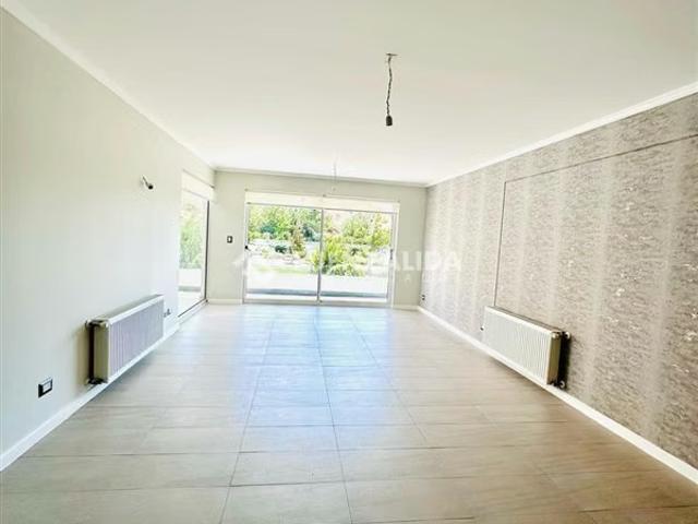 Departamento en venta en Algarrobal, Metropolitana