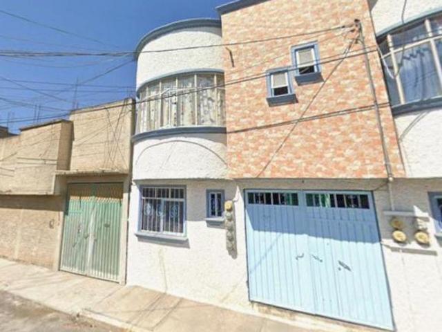 Departamento en venta en Valle De Chalco Solidaridad, Estado de México