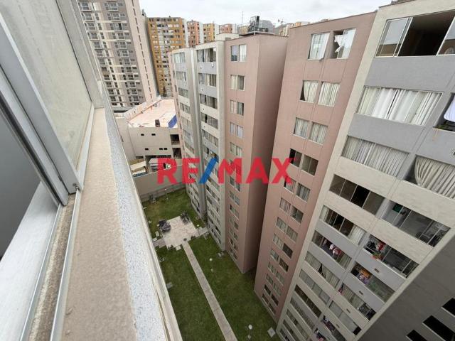 Departamento venta en Sesquincentenario, Callao