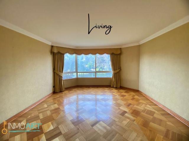 Departamento en Venta en Edificio Townhouse, Barrio Inglés