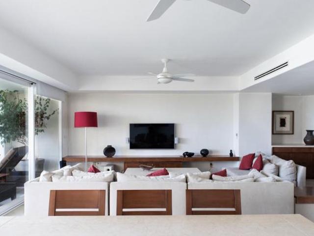 Departamento en venta en Monarca Ixtapa, Guerrero