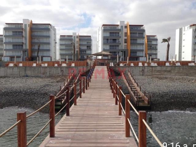 Departamento venta en La Floresta, Ica