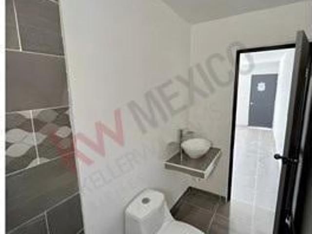 DEPARTAMENTO EN VENTA EN TERCER PISO AL ORIENTE DE LA CIUDAD