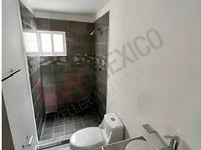 DEPARTAMENTO EN VENTA EN TERCER PISO AL ORIENTE DE LA CIUDAD