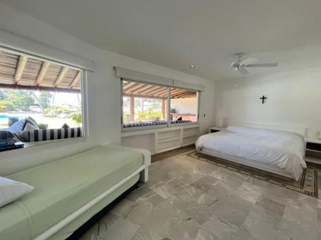 Departamento en venta Isla Alegre Ixtapa