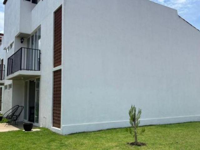 Departamento en RENTA MONTE PINAR EN MAZAMITLA de 2 niveles con roof, fogatero, vigilancia