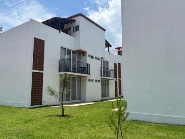 Departamento en RENTA MONTE PINAR EN MAZAMITLA de 2 niveles con roof, fogatero, vigilancia