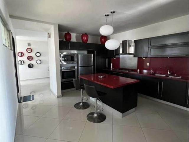 DEPARTAMENTO EN VENTA PAGES LLERGO / ZONA CENTRO