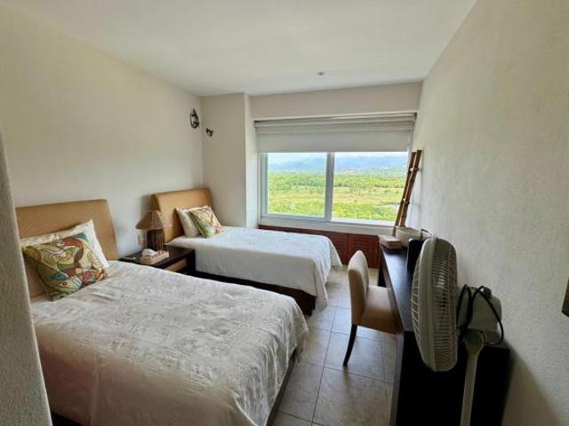 Departamento Exclusivo con Vistas al Mar, Marina y Campo de Golf