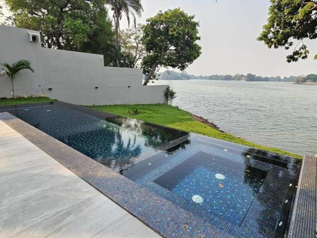 Departamento nuevo en venta con vista y acceso a la laguna