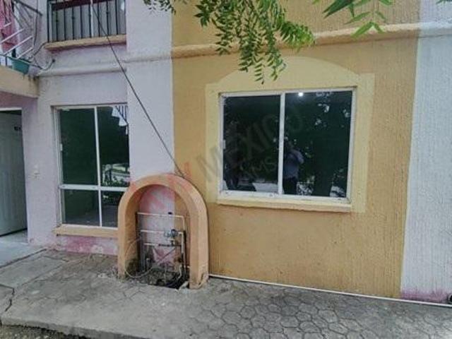 Departamento planta baja dentro de Geo Bicentenario,a una cuadra de la entrada