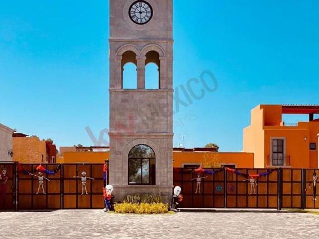 DEPARTAMENTO SEMI AMUEBLADO EN ZIRÁNDARO