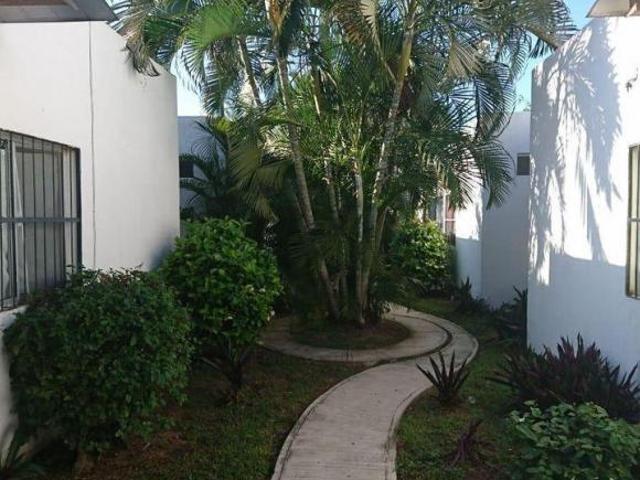 Departamentos y local en venta uso de suelo mixto