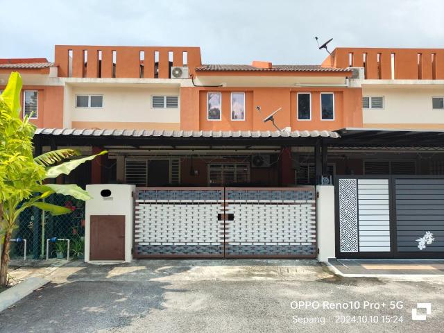 House for sale in Tanjong Sepat, Selangor