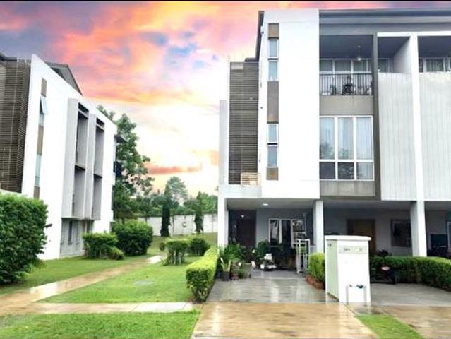 Townhouse for sale in Kajang, Langat