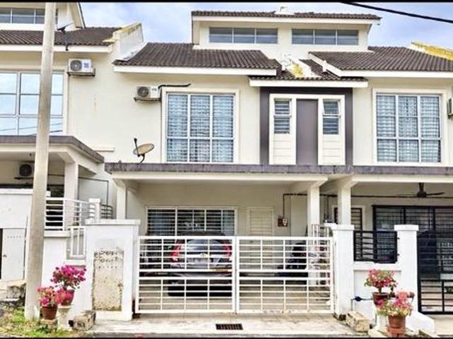 Terraced House for sale in Seri Kembangan, Majlis Bandaraya Subang Jaya
