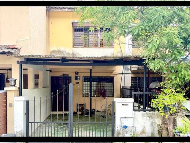 Terraced House for sale in Country Heights Damansara, Kuala Lumpur