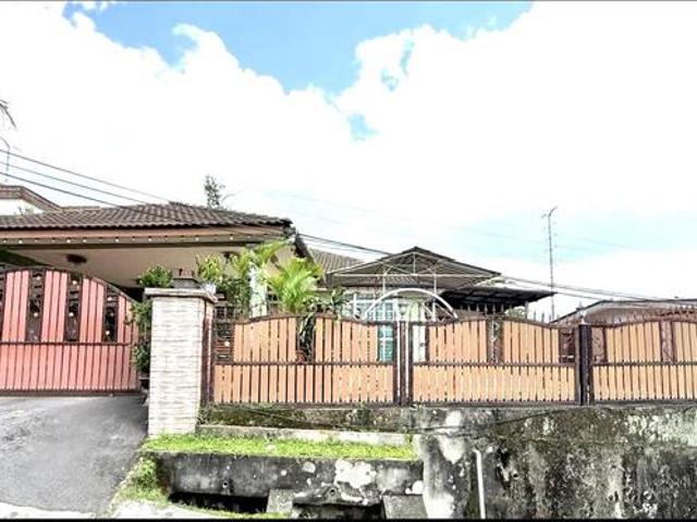 Bungalow for sale in Langat, Selangor