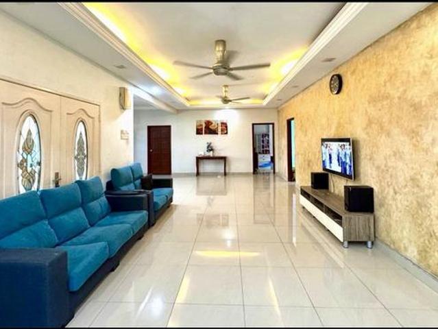 Bungalow for sale in Petaling, Subang Jaya