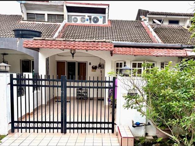Terraced House for sale in Country Heights Damansara, Kuala Lumpur