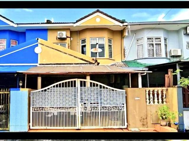 Terraced House for sale in Langat, Selangor