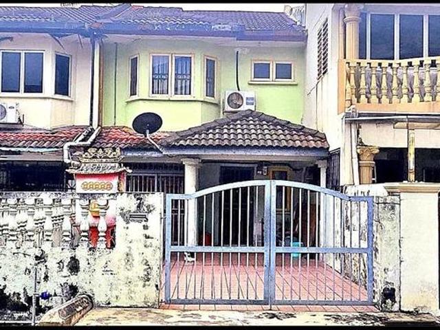 Terraced House for sale in Langat, Selangor