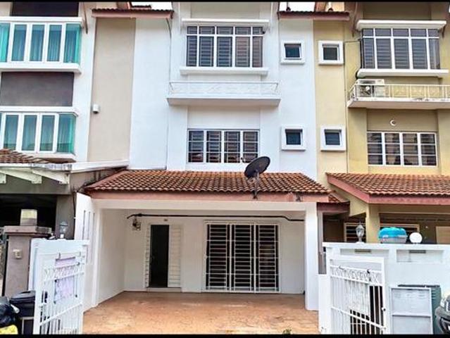 Terraced House for sale in Langat, Selangor