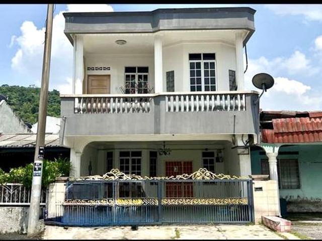 Terraced House for sale in Country Heights Damansara, Kuala Lumpur