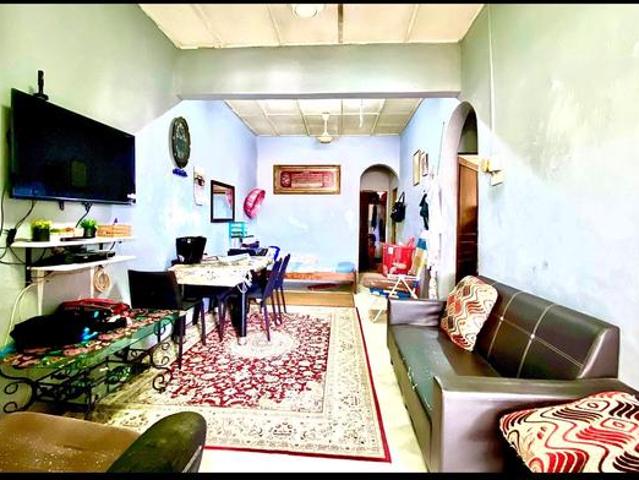 Townhouse for sale in Langat, Selangor