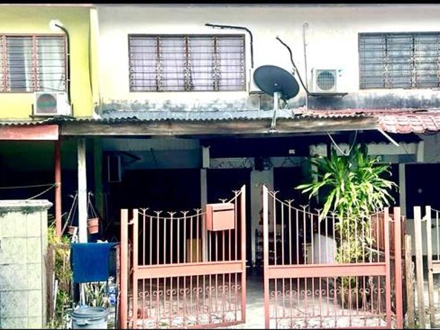 Terraced House for sale in Langat, Selangor