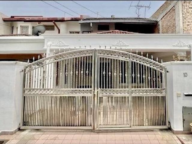 Terraced House for sale in Country Heights Damansara, Kuala Lumpur
