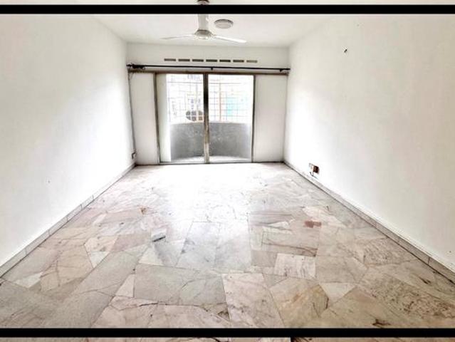 Apartment for sale in Petaling, Subang Jaya