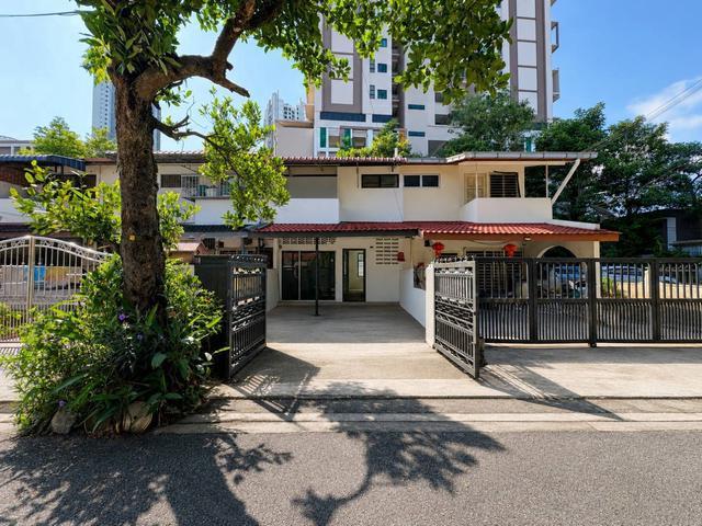 Terraced House for sale in Country Heights Damansara, Kuala Lumpur