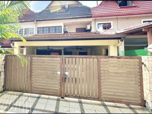 Terraced House for sale in Langat, Selangor