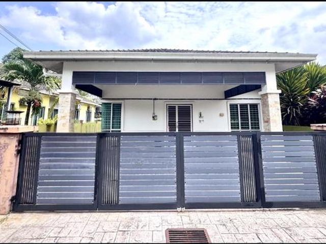 Residential House for sale in Kajang, Langat