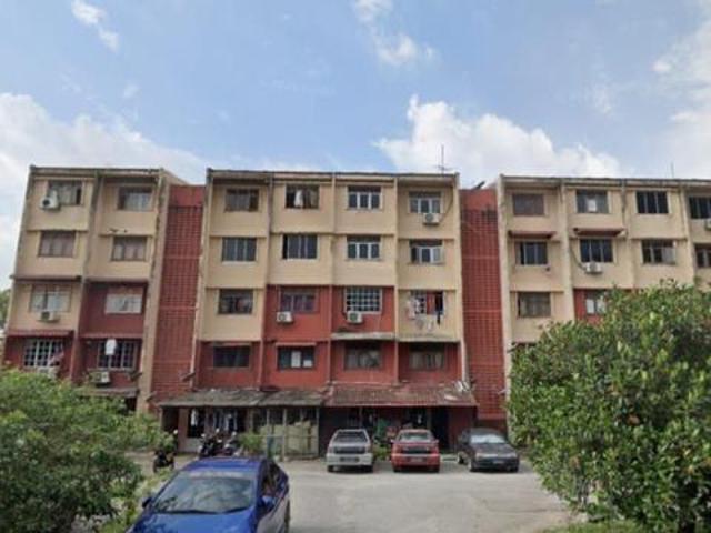 Flat for sale in Petaling, Alam Impian