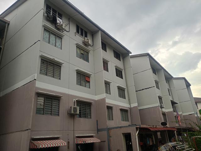 Flat for sale in Country Heights Damansara, Kuala Lumpur