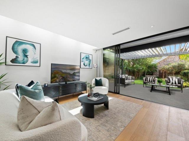 Townhouse for rent in Sydney, New South Wales