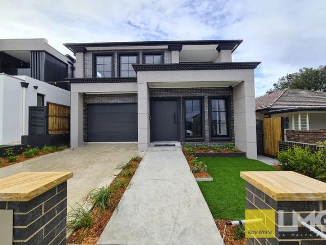 Duplex for rent in Sydney, New South Wales