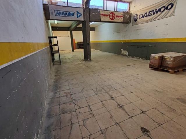 Capannone in affitto a Gravina Di Catania, Sicilia