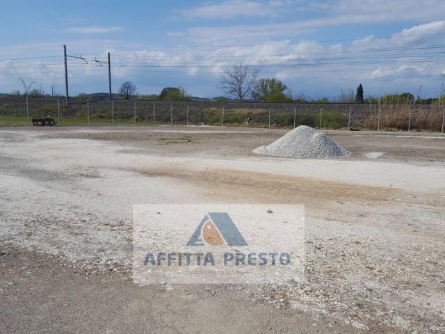 Capannone in affitto a Unione dei Comuni Circondario dell'Empolese Valdelsa, Empoli