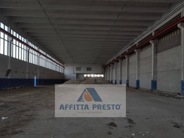 Capannone in affitto a Unione dei Comuni Circondario dell'Empolese Valdelsa, Fucecchio