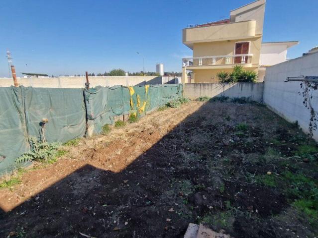 Locale Commerciale in vendita a San Valentino, Puglia
