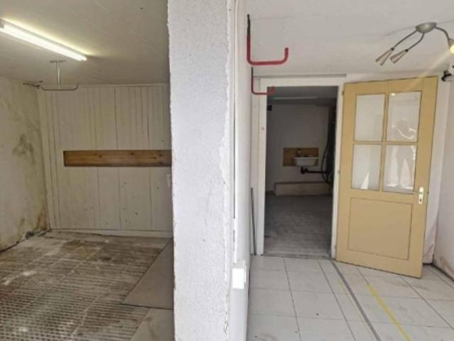 Atelier mieten in Bussigny-près-Lausanne, Waadt